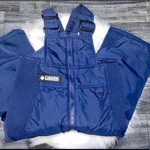 Columbia SKI kids (overall) outdoor wear.